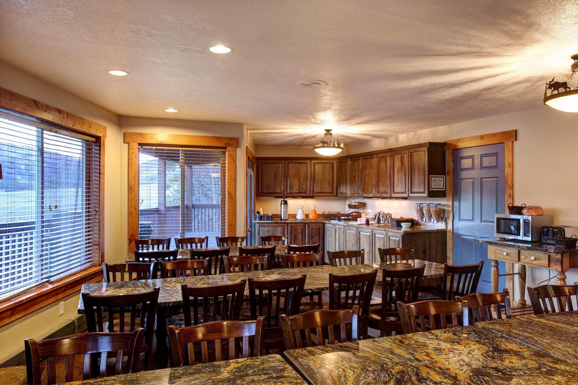 Beaver Creek Lodge Logan Luaran gambar